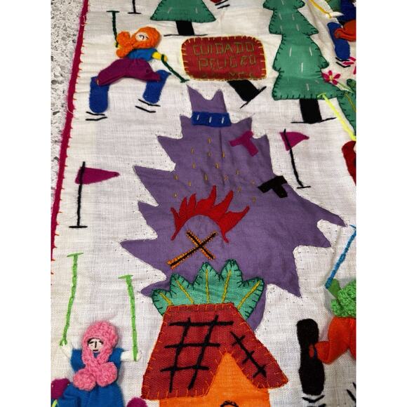 Vintage Handmade Peruvian Arpillera Folk Art 3D Applique Tapestry Wall Hanging - Picture 7 of 15